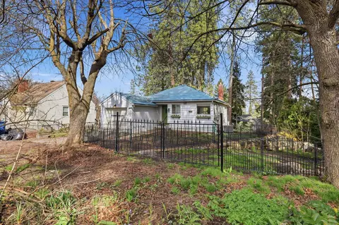 Exterior - 3109 E 14th Ave, Spokane, WA 99202 photo 19 of 21