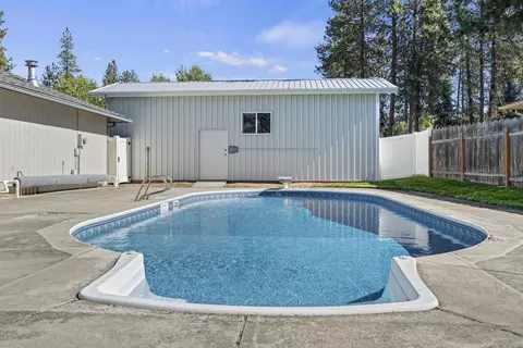 Exterior - 4620 E Handy Rd, Colbert, WA 99005 photo 2 of 3
