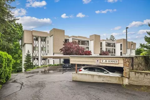 20 W Sumner Ave #203, Spokane, WA 99204