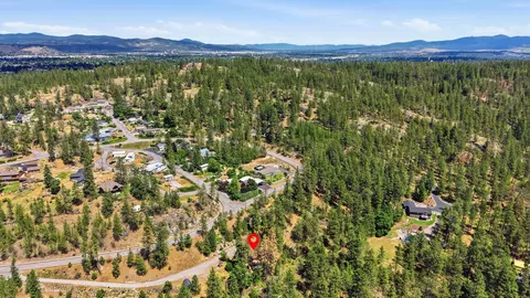 View/Area - 7710 E Beverly Dr, Spokane Valley, WA 99212 photo 4 of 4