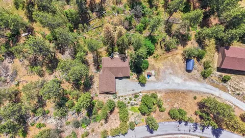 View/Area - 7710 E Beverly Dr, Spokane Valley, WA 99212 photo 2 of 4