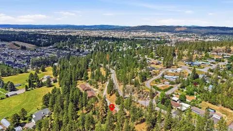 View/Area - 7710 E Beverly Dr, Spokane Valley, WA 99212 photo 3 of 4