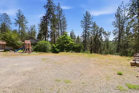 Exterior - 7710 E Beverly Dr, Spokane Valley, WA 99212 photo 9 of 9