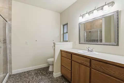 Bath - 7710 E Beverly Dr, Spokane Valley, WA 99212 photo 1 of 5