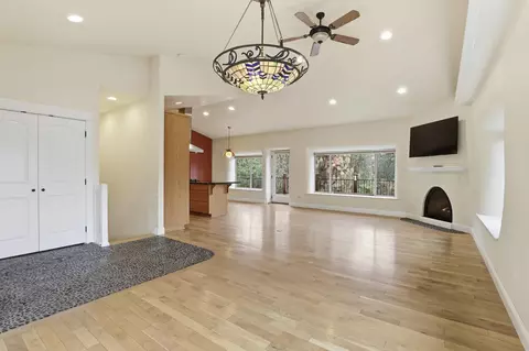 Living - 7710 E Beverly Dr, Spokane Valley, WA 99212 photo 3 of 6