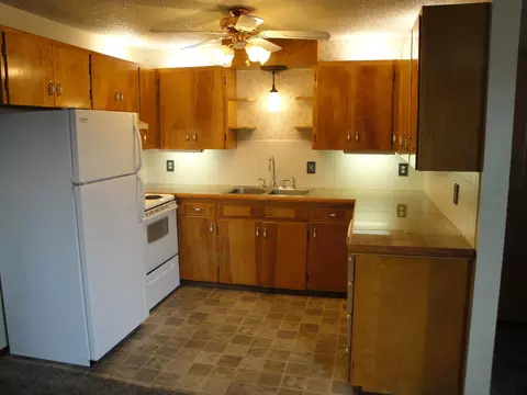 Kitchen - 621 3rd St, Cheney, WA 99004 photo 3 of 10