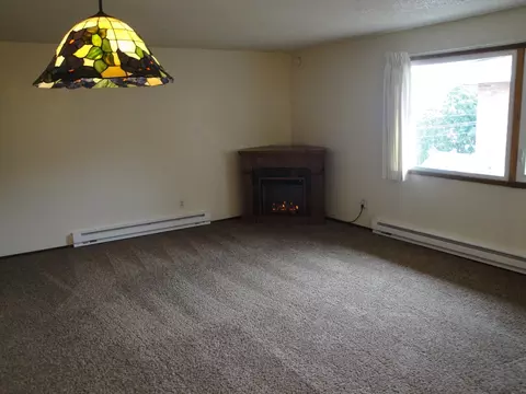 Living - 621 3rd St, Cheney, WA 99004 photo 3 of 8