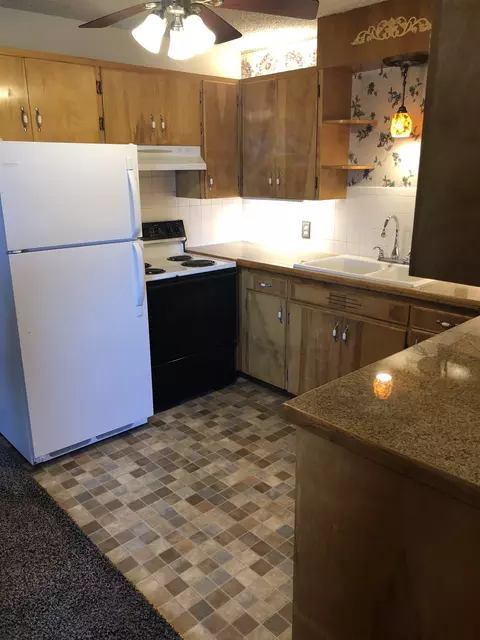 Kitchen - 621 3rd St, Cheney, WA 99004 photo 9 of 10