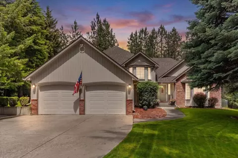 9412 N Oakland Ct, Newman Lake, WA 99025