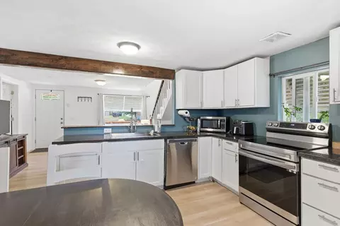 Kitchen - 2211 E Central Ave, Spokane, WA 99208 photo 2 of 2