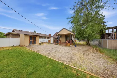 Exterior - 2211 E Central Ave, Spokane, WA 99208 photo 5 of 11