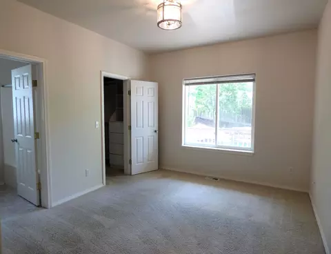 Bedroom - 2355 NW Ridgeline Dr, Pullman, WA 99163 photo 4 of 7