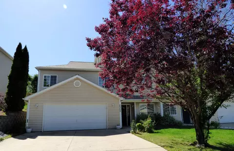 Exterior - 2355 NW Ridgeline Dr, Pullman, WA 99163 photo 2 of 6