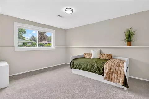 2416 E 46th Ave, Spokane, WA 99223 photo 20