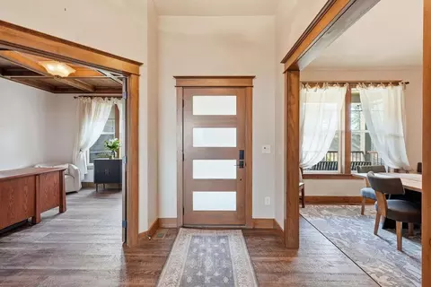 Entry Way - 1211 E Quartz Ln, Spokane, WA 99208 photo 2 of 4