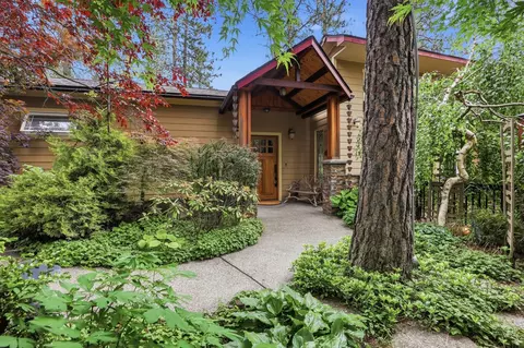 6421 S Dorset Rd, Spokane, WA 99224