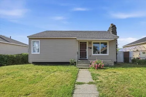 1324 E Kiernan Ave, Spokane, WA 99207