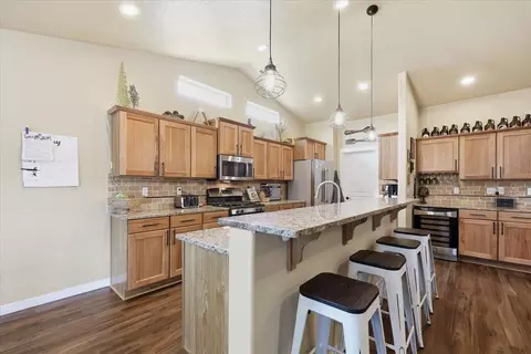 Kitchen - 4520 E 22nd Ct, Spokane, WA 99223 photo 2 of 3