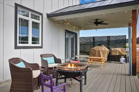 Exterior - 5710 E Greenbluff Rd, Colbert, WA 99005 photo 6 of 15
