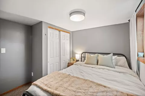 Bedroom - 3811 E 25th Ave, Spokane, WA 99223 photo 4 of 4
