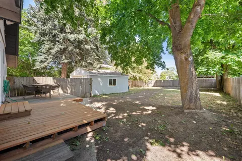 Exterior - 3811 E 25th Ave, Spokane, WA 99223 photo 4 of 9