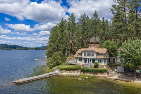 1014 S Lakeside Rd, Liberty Lake, WA 99019