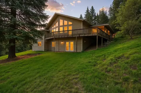 30324 N Elk Chattaroy Rd, Chattaroy, WA 99003