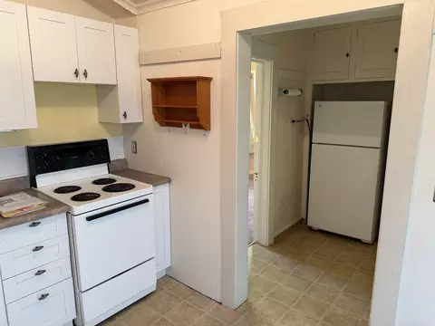 Kitchen - 340 SE High St, Pullman, WA 99163 photo 1 of 3