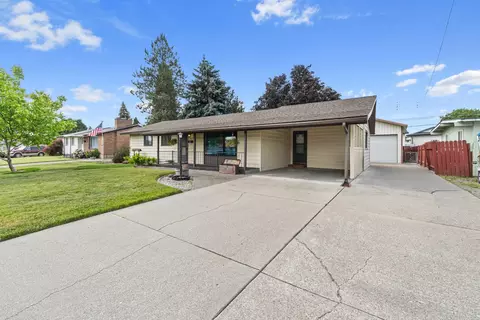 Exterior - 412 E Cozza Dr, Spokane, WA 99208 photo 10 of 10