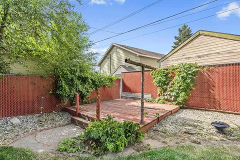 Exterior - 412 E Cozza Dr, Spokane, WA 99208 photo 6 of 10