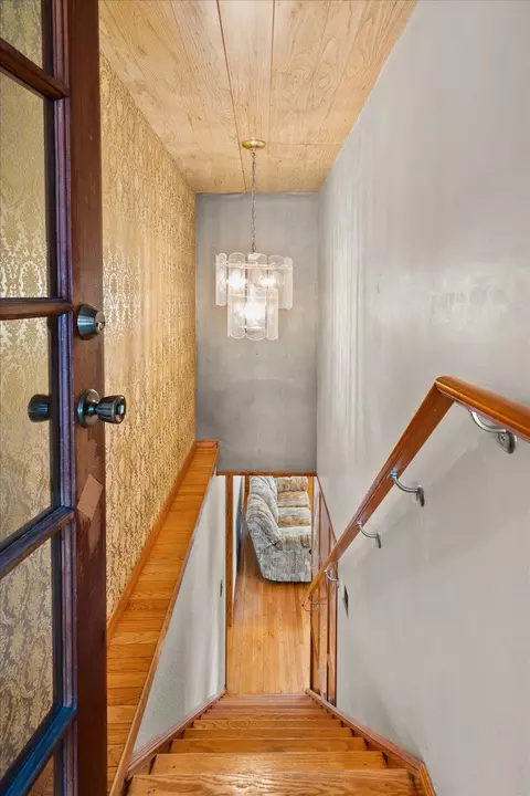 Entry Way - 532 E Heroy Ave, Spokane, WA 99207 photo 2 of 2
