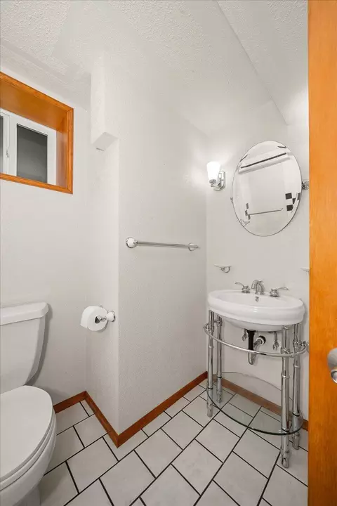 Bath - 532 E Heroy Ave, Spokane, WA 99207 photo 6 of 7
