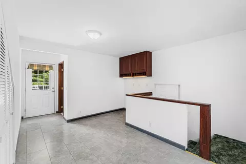 Entry Way - 232 Farber Ln, Cusick, WA 99119 photo 4 of 6