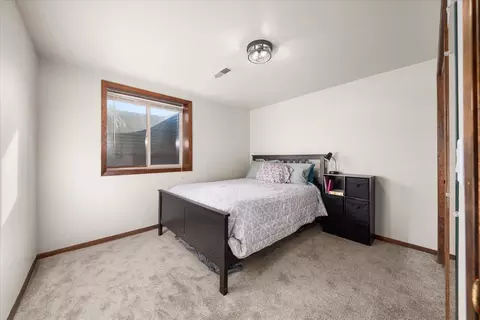 Bedroom - 1112 E Jennings Rd, Spangle, WA 99031 photo 5 of 7