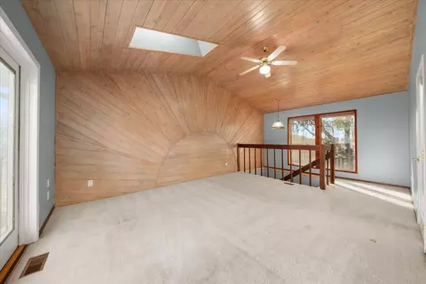 Living - 1112 E Jennings Rd, Spangle, WA 99031 photo 7 of 7