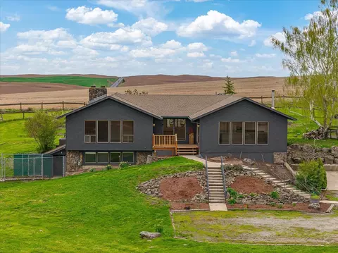 Exterior - 1112 E Jennings Rd, Spangle, WA 99031 photo 2 of 6