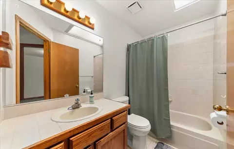 Bath - 2115 E 56th Ct, Spokane, WA 99223 photo 2 of 2