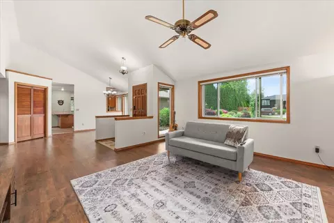 Living - 2115 E 56th Ct, Spokane, WA 99223 photo 2 of 3