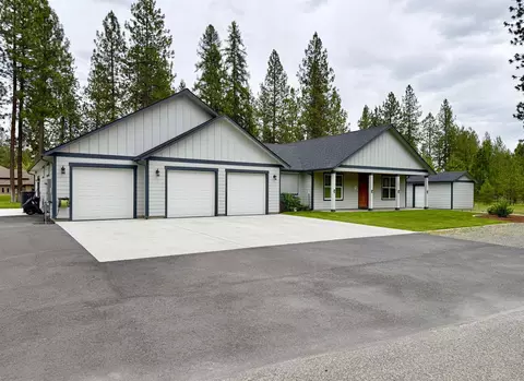 349 Palmer Ln, Chewelah, WA 99109
