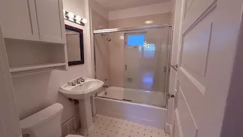 Bath - 112 E 16th Ave, Spokane, WA 99203 photo 3 of 3