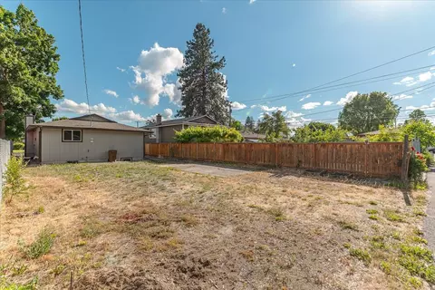 611 E Bismark Ave, Spokane, WA 99208 photo 26