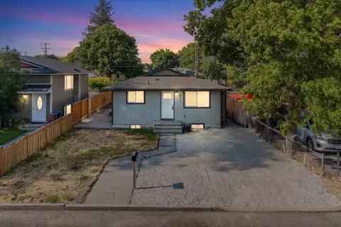 611 E Bismark Ave, Spokane, WA 99208
