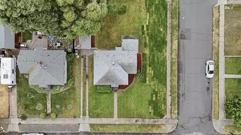 View/Area - 2306 E Nora Ave, Spokane, WA 99207 photo 2 of 9