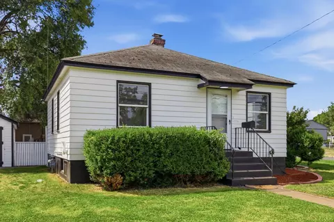 Exterior - 2306 E Nora Ave, Spokane, WA 99207 photo 3 of 9