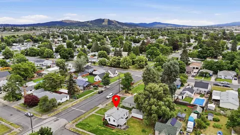 View/Area - 2306 E Nora Ave, Spokane, WA 99207 photo 3 of 9