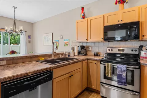 Kitchen - 13123 E 3rd Ave, Spokane Valley, WA 99216 photo 2 of 2