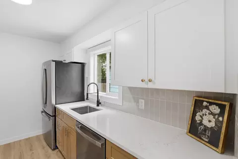 Kitchen - 1644 E Longfellow Ave, Spokane, WA 99207 photo 4 of 5