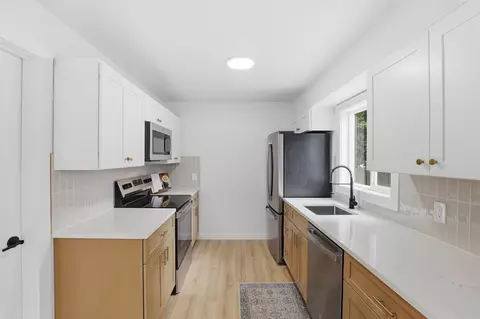 Kitchen - 1644 E Longfellow Ave, Spokane, WA 99207 photo 1 of 5