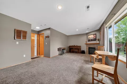 Living - 18520 E 9th Ct, Spokane Valley, WA 99016 photo 2 of 4