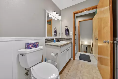 Bath - 18520 E 9th Ct, Spokane Valley, WA 99016 photo 1 of 10